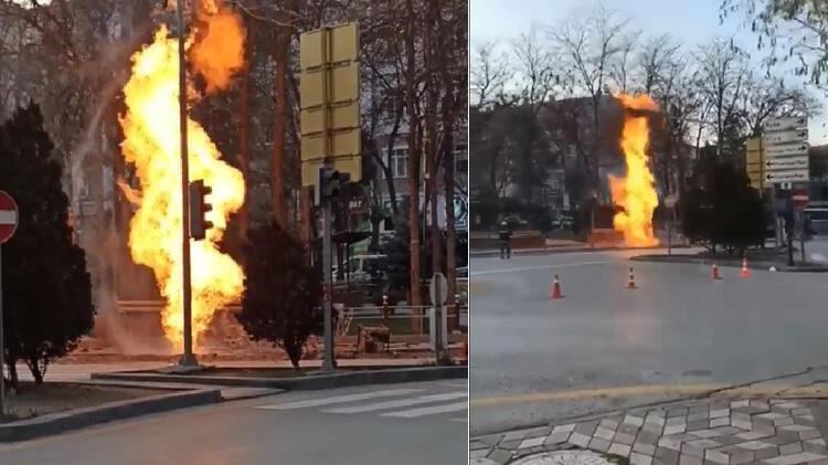 Ankara'da patlayan doğal gaz borusu alev aldı